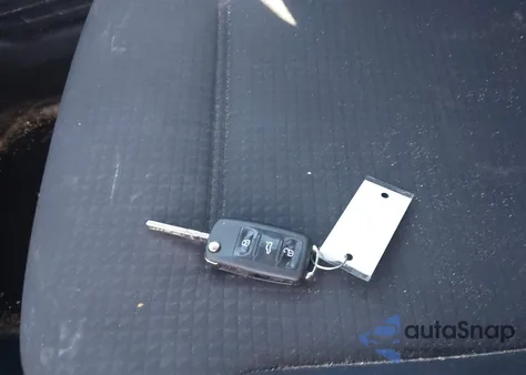 2015 Volkswagen Jetta 2.0L S из США, поврежденный, VIN 3VW2K7AJ7FM304044